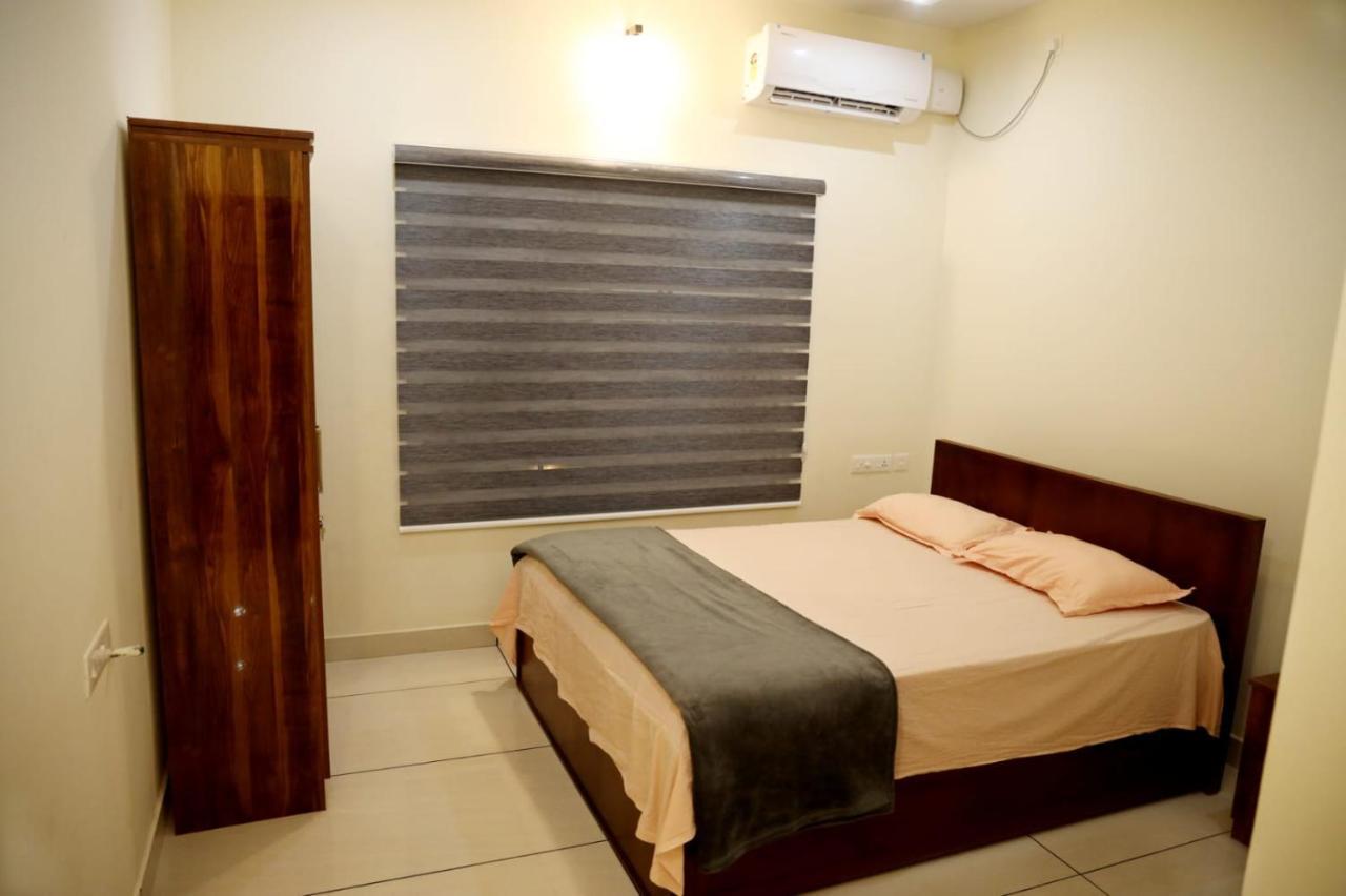 Clover Home Tiruvalla Exterior foto